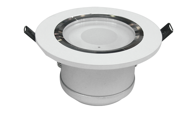 華輝照明LED筒燈驅動為恒流隔離外置驅動，便于安裝維護，與光源板實現完美匹配。