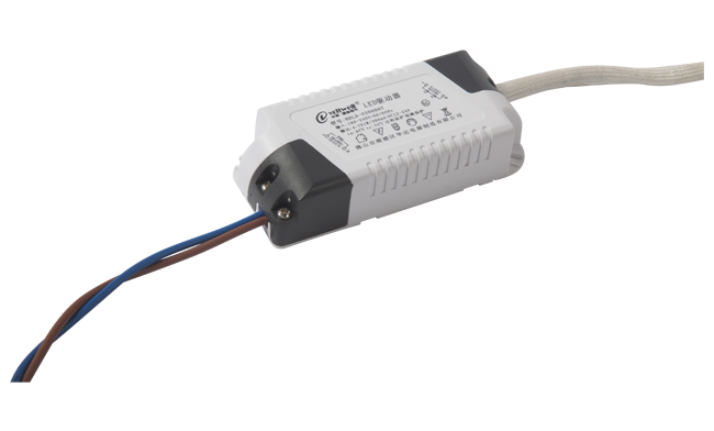 恒流驅動 4-7W 恒流驅動 4-7W