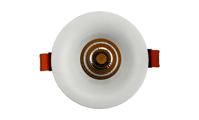 華輝照明專業生產LED筒燈,COB筒燈,全國行業領先,服務過全國各類工程達2000家。 華輝照明專業生產LED筒燈,COB筒燈,全國行業領先,服務過全國各類工程達2000家。