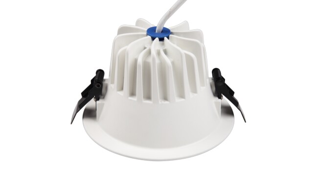 廣東筒燈，led筒燈，筒燈廠家，COB筒燈知名品牌華輝照明，公司產(chǎn)品通過3C、CE、UL、VDE等國內(nèi)外權(quán)威認(rèn)證。