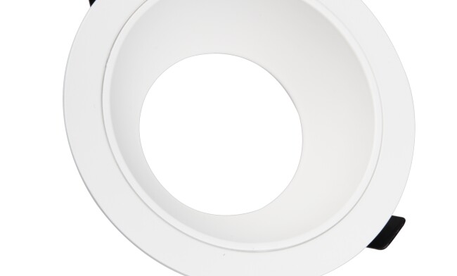 華輝照明專業(yè)生產LED筒燈，COB筒燈，全國行業(yè)領先，服務過全國各類工程達2000家。