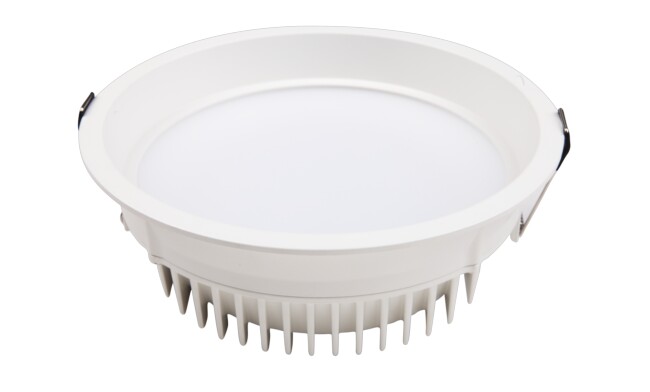 華輝照明LED筒燈驅動為恒流隔離外置驅動,便于安裝維護,與光源板實現完美匹配。 華輝照明LED筒燈驅動為恒流隔離外置驅動,便于安裝維護,與光源板實現完美匹配。