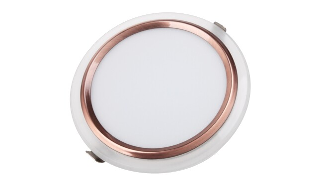 廣東筒燈，led筒燈，筒燈廠家，COB筒燈知名品牌華輝照明，公司產(chǎn)品通過3C、CE、UL、VDE等國內(nèi)外權(quán)威認證。