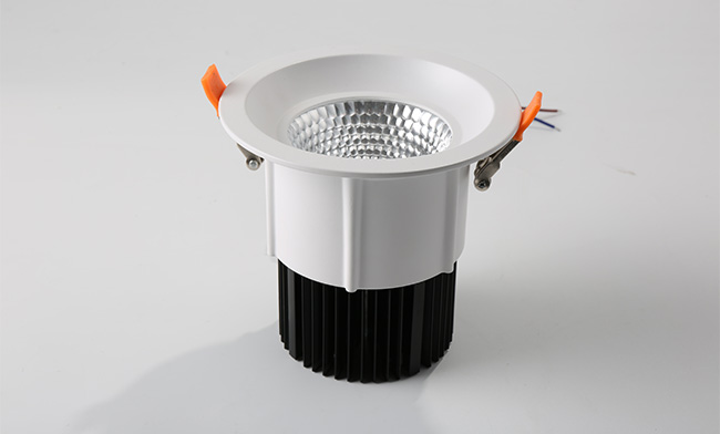 3寸雙色COB筒燈 調光調色LED筒燈 開孔 ¢95mm 3寸雙色COB筒燈 調光調色LED筒燈 開孔 ¢95mm